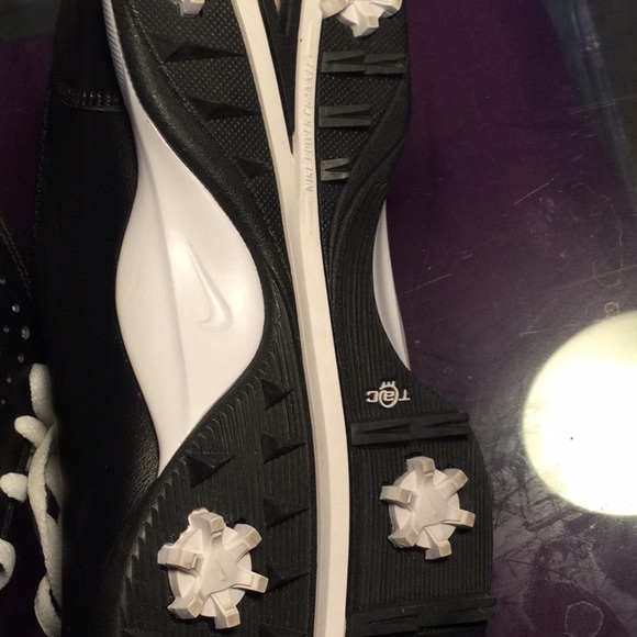 Nike - Picture 7 of 7